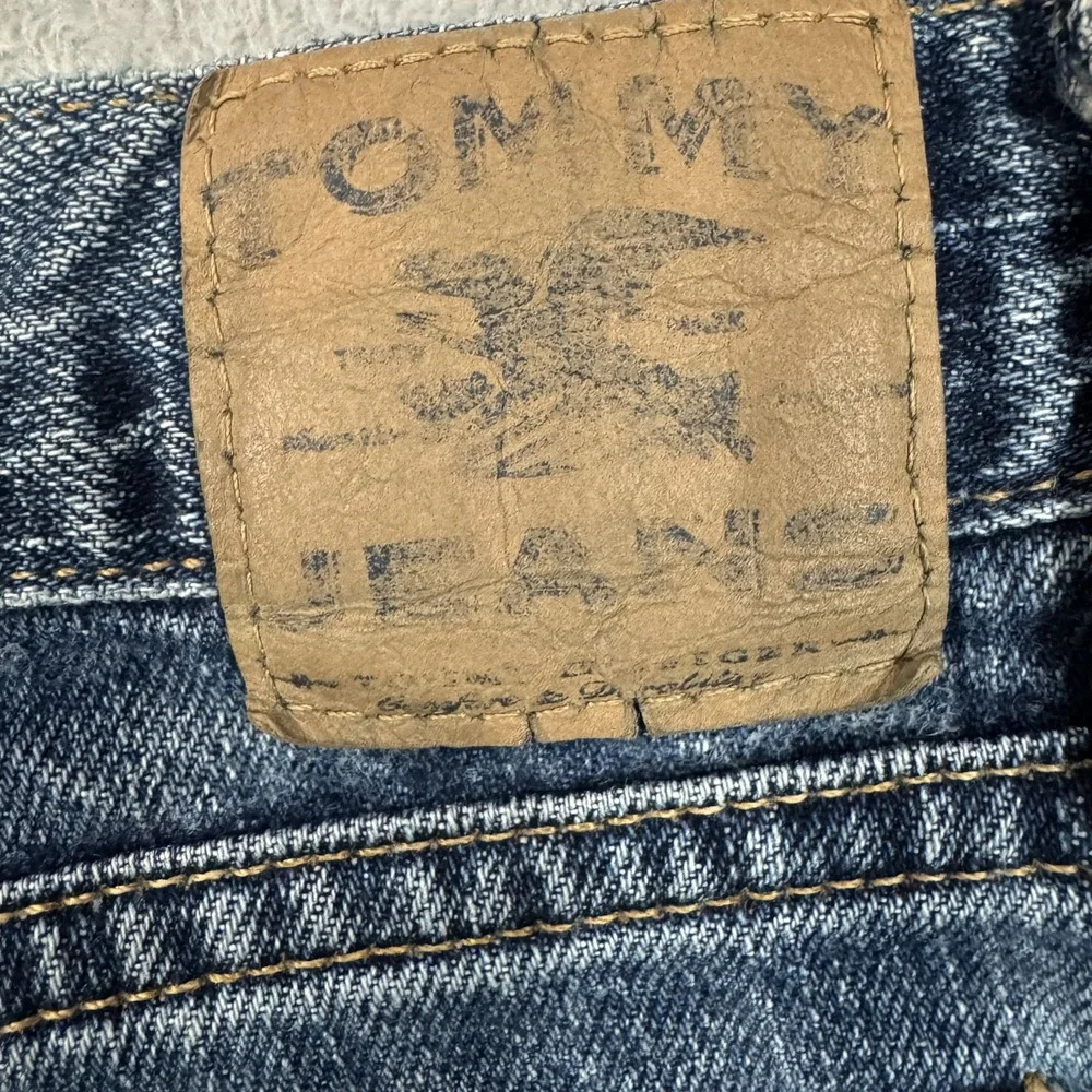 Levis very slight